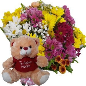 Buquê com Flores Campestres + Urso 25cm "Te Adoro Muito"