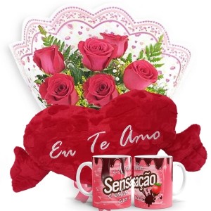 Mini Buquê 6 Rosas Vermelhas+Coração Grande "Eu Te Amo" 48x82+1Caneca de Polímero Sensação 325ml