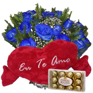 Buquê 12 Rosas Azuis +Chocolate 12un+Coração Grande "Eu Te Amo" 75x42