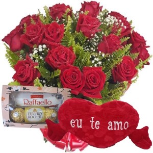 Buquê 12 Rosas Vermelhas+Coração Pelúcia "Eu Te Amo" 64x32+Chocolate 6un (Rafaello e Ferrero)