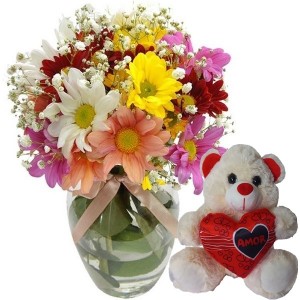Arranjo no Vaso P com Flores Campestres+Urso 20 Coração Amor 20cm