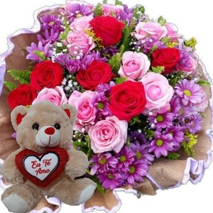 Buquê 12 Rosas Vermelhas e Rosas e Margaridas+Urso 25cm com coração "Eu Te Amo"
