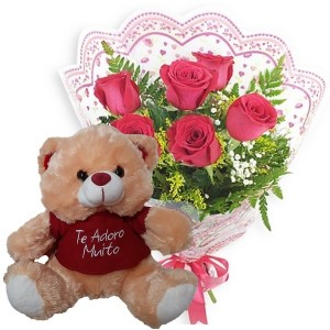 Mini buquê com 6 Rosas Vermelhas+Urso 25cm "Te Adoro Muito"