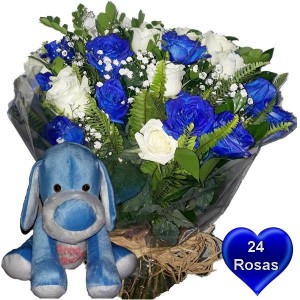 Buquê 24 Rosas Azuis e Brancas + Cachorro Azul