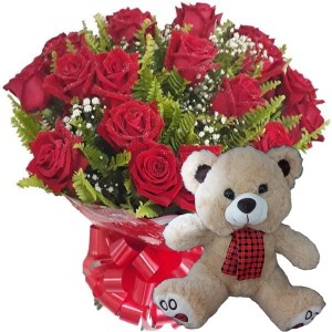 Buquê com 12 Rosas Vermelhas+Urso com Cachecol 28cm