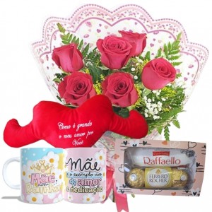 Mini buquê 6 Rosas Vermelhas+Coração Pelúcia "Como é grande meu..."+1Caneca "Mãe Rainha"+Chocolate 6un