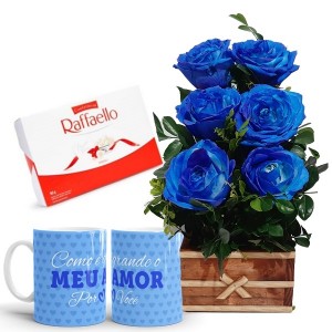 Ikebana com 6 Rosas Azuis+Chocolate Rafaello 9un+1Caneca Azul "Como é Grande meu amor"
